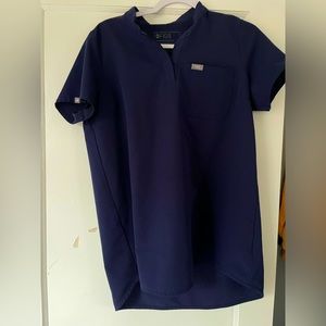 FIGS Kitale Womens maternity scrub top navy size small
